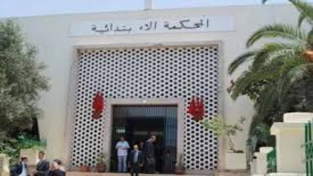 أول حكم قضائي بالعقوبات البديلة بأكادير في ملف الاتجار بالخمور