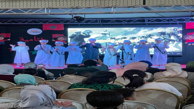 الاحتفال بذكرى عيد العرش المجيد في قلب مخيم جمعية الشؤون الاجتماعية لعمال و موظفي جماعة أكادير