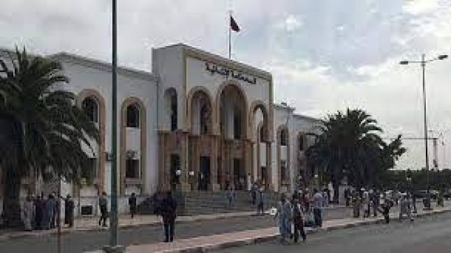 إدانة المتربصين سماسرة القضاء بالسجن بمحيط محكمة إنزكان 